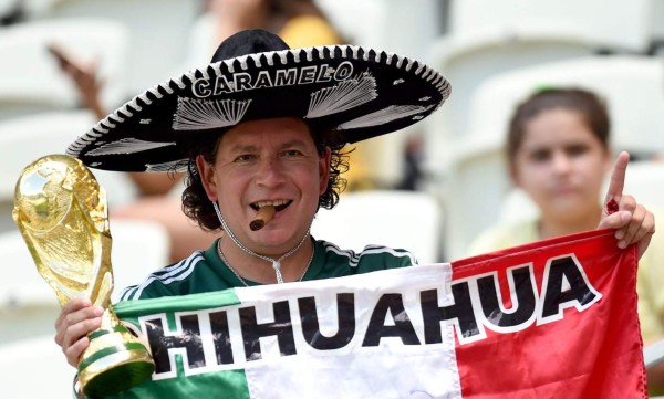 Ambiente en Fortaleza previo al Holanda-México