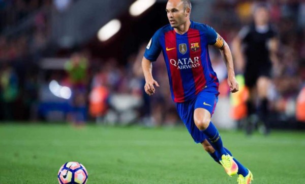 ¡Tridente de miedo! El mejor 11 de la historia del fútbol para Carolina Padrón, periodista de ESPN