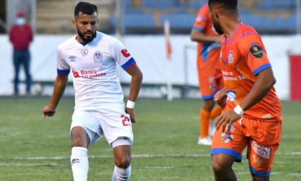 ¡Con cambios obligados! El 11 con el que Olimpia buscaría remontarle a Motagua y asegurar el campeonísimo