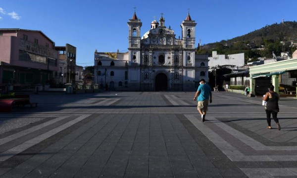 Con ciudades vacías y calles cerradas se vio Honduras por coronavirus