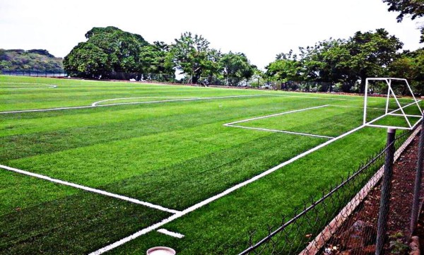 FOTOS: Espectacular cancha frente a la playa fue inaugurada en Amapala