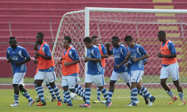Honduras inició su preparación para choques ante Panamá y Canadá.