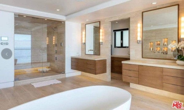 Así vive una estrella de la NBA: La mansión de Kevin Durant, mejor que la de cualquier futbolista