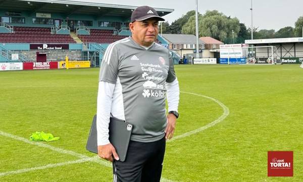 Muere Erick Rodríguez, asistente técnico de Costa Rica mientras se disputaba el amistoso contra Emiratos Árabes Unidos
