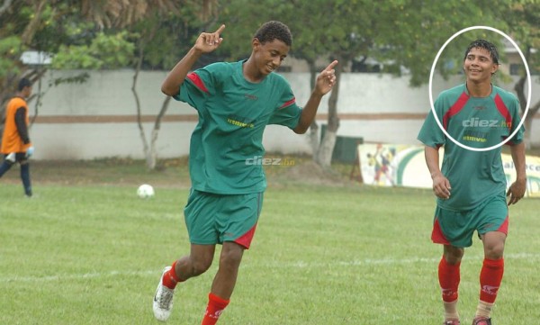 Del baúl de los recuerdos: Las inéditas fotos de 'Buba' López como delantero y otras figuras cuando eran reservistas