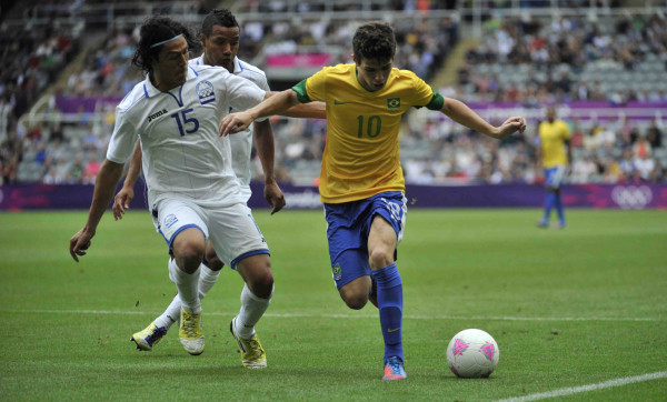 Roger Espinoza y sus grandes momentos en su carrera, MLS, Selección