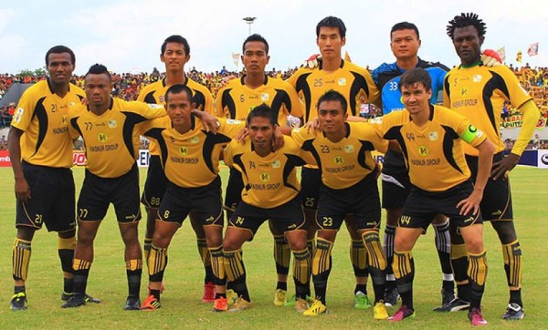 Con equipo de Honduras: Los 13 clubes con nombres más extraños del mundo