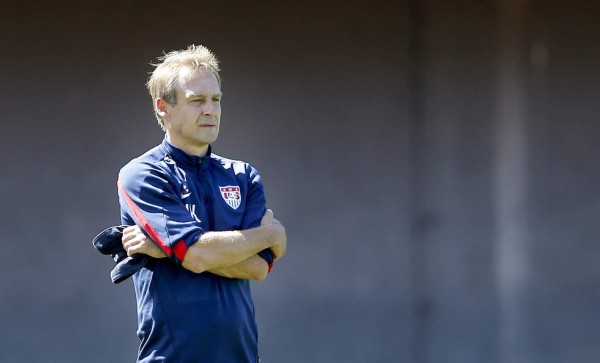 Klinsmann critica elección de árbitro para duelo ante Bélgica