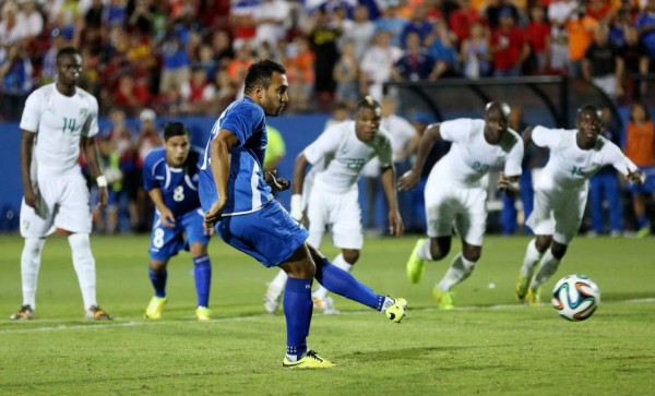 El Salvador: Arturo Álvarez jugará la Copa Centroamericana