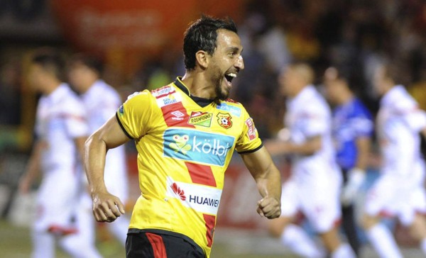Herediano lidera la cuadrangular en Costa Rica tras eliminar a Alajuelense