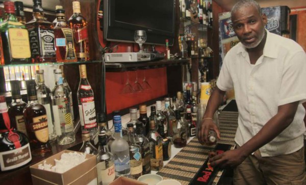 Futbolistas y exfutbolistas que ahora son empresarios en Honduras