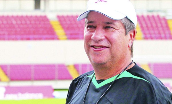 'Bolillo' abre segunda semana de prácticas con baja del capitán Baloy