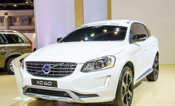 ¡Espectacular! La colección de carros de lujo de Neymar