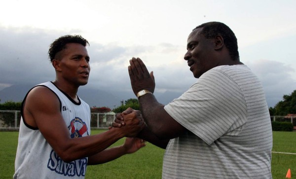 Las 15 fotos que todo aficionado del Real España debe ver