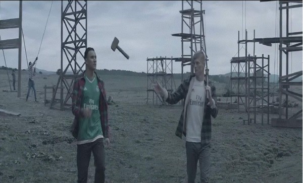 Keylor Navas protagonista en comercial con Diego Armando Maradona