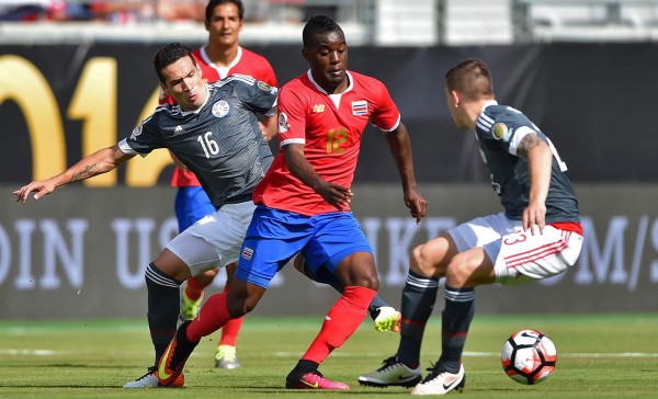 Costa Rica y Paraguay empatan sin goles en la Copa América Centenario