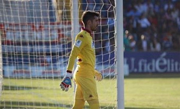 Diario El Siglo de Panamá: 'Penedo no quiere seguir en Saprissa”
