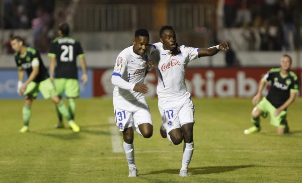 Olimpia se venga del Seattle y sigue vivo en la Champions