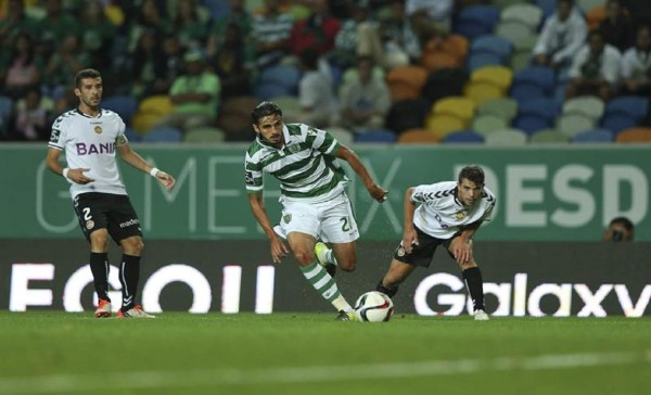 Afición del Sporting enloquese con actuación del tico Bryan Ruiz