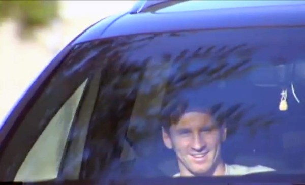 Messi sonríe a pesar de sus problemas por fraude fiscal