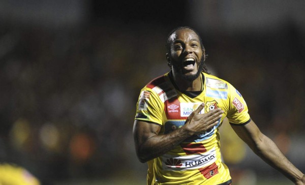 ¡Goleada! Herediano vence 3-0 a Saprissa en final de ida de Costa Rica