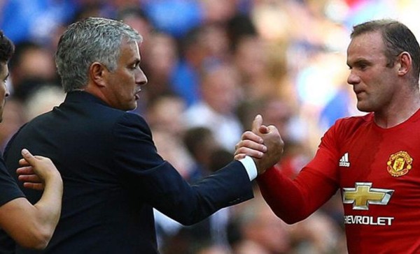 Mourinho cuenta con Rooney la próxima temporada