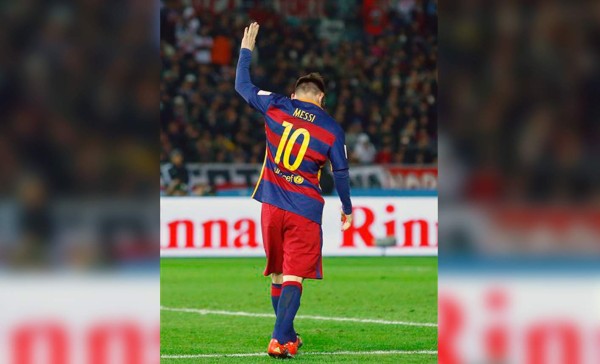 Este hecho ocurrió momento después de anotar el primer gol ante ''los millonarios'' en la final del Mundial de Clubes.