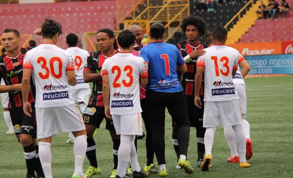 Belén busca las Semifinales en Costa Rica, venció a Alajuelense 3-1 en el Morera Soto