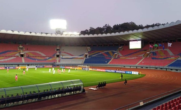 Las únicas imágenes del histórico partido ''fantasma'' entre Corea del Norte y Corea del Sur