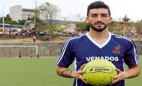 El futbolista mexicano que pasó de jugar profesional a ser actor de Netflix
