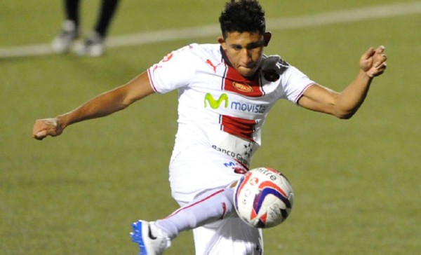 Alajuelense goleó a Belén y sigue en la lucha por la clasificación en Costa Rica