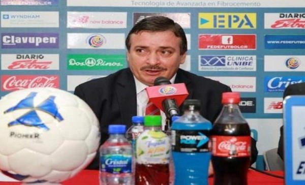 Oscar Ramírez anunció los convocados de Costa Rica para lo duelos ante Jamaica