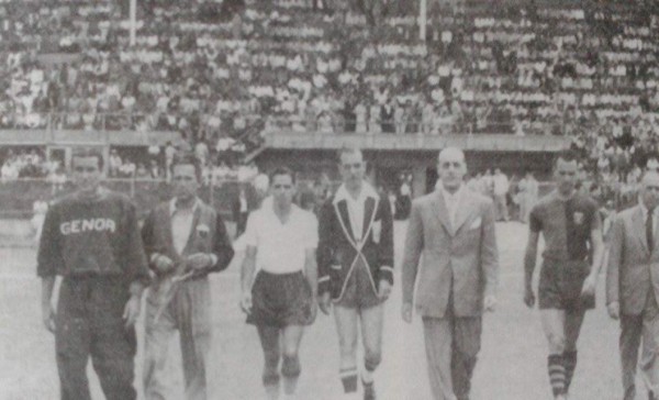 A lo largo de la historia grandes equipos han visitado Costa Rica para enfrentar a los clubes ticos. (Foto: Costa Rica Retro Fútbol)