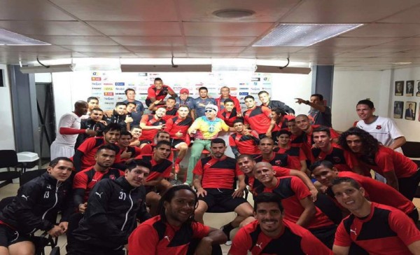 Alajuelense deja la presión de las Semifinales de lado a base de buen humor