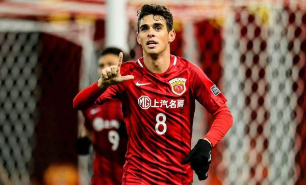 Brasileño Oscar anota su primer gol en China con el Shanghai SIPG