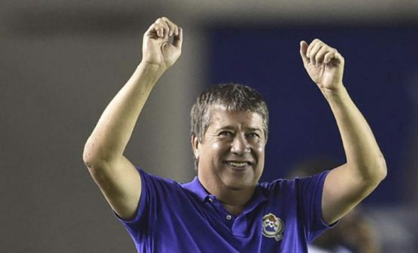 Bolillo Gómez: ''Necesitamos el apoyo de Panamá, solos no podemos''