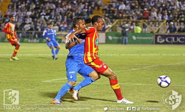 Cartaginés y Herediano de Costa Rica multados con más de $2000 por enfrentamiento de barras&nbsp;&nbsp;&nbsp;