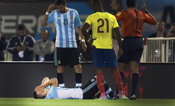 ¡''Kun'' Agüero estará un mes fuera de las canchas!