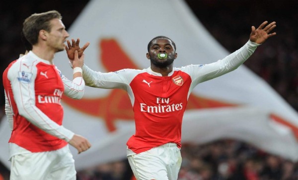 El Arsenal con Joel Campbell buscará silenciar el Camp Nou