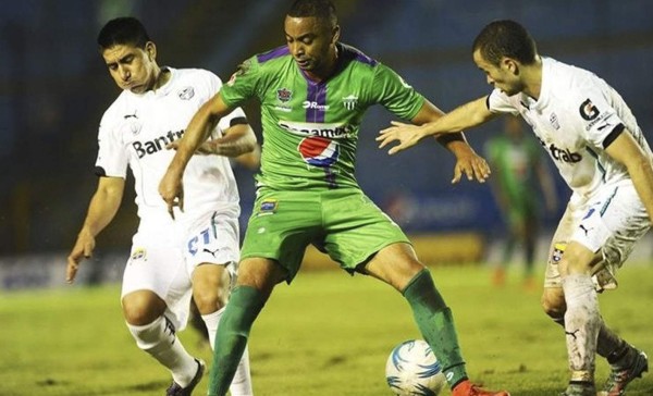 Dos mexicanos y un costarricense, entre los mejores en Guatemala.