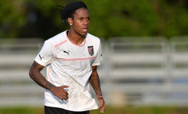 Hull City ficha al delantero uruguayo Abel Hernández