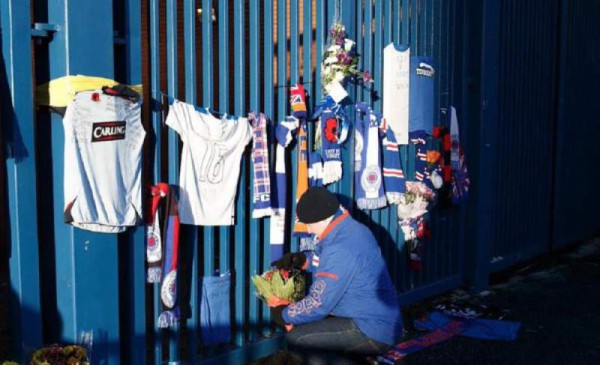 FOTOS: Así le rindieron homenaje a Arnold Peralta en Escocia