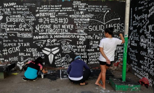 Kobe Bryant: El mundo del arte callejero rinde homenaje con espectaculares esculturas