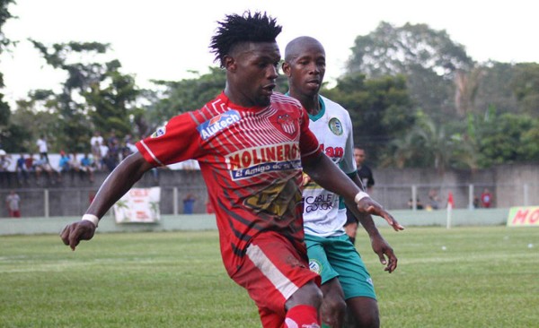 RUMORES Y FICHAJES: Futbolista tico regresa tras su paso por México y Discua cambia de equipo