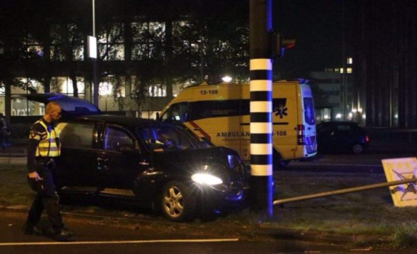FOTOS: Así fue el fuerte accidente que sufrió Kun Agüero en Holanda