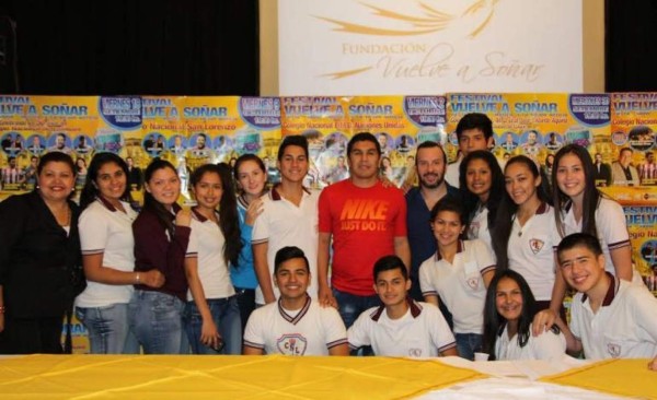 FOTOS | Salvador Cabañas, el exfutbolista que ahora predica a los jóvenes&nbsp;&nbsp;