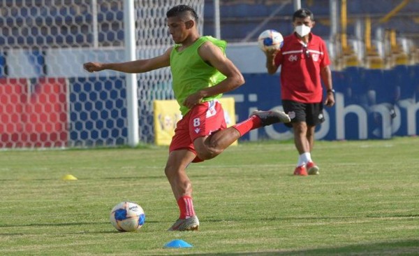 ¿Dónde está la generación del Victoria que descendió en el 2016? Unos retirados y otros destacando en diferentes clubes