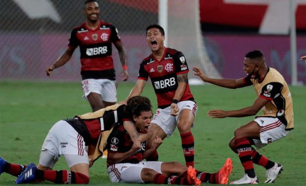 Puesto ridículo para el Real Madrid y Barcelona fuera del top 10: Los mejores clubes del mundo, según IFFHS