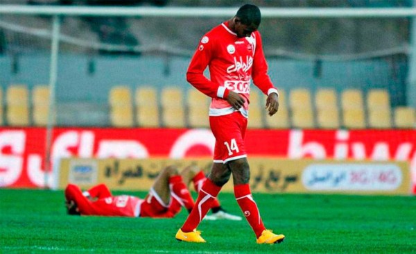 Futbolistas hondureños con futuro incierto y algunos al borde del retiro obligado