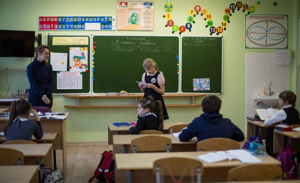 Fotos: Bielorrusia a contracorriente del coronavirus, la vida y el fútbol siguen casi con normalidad